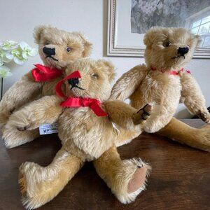 Merrythought Ironbridge Shropshire Family Bear Set – Limited Edition Mohair Bear